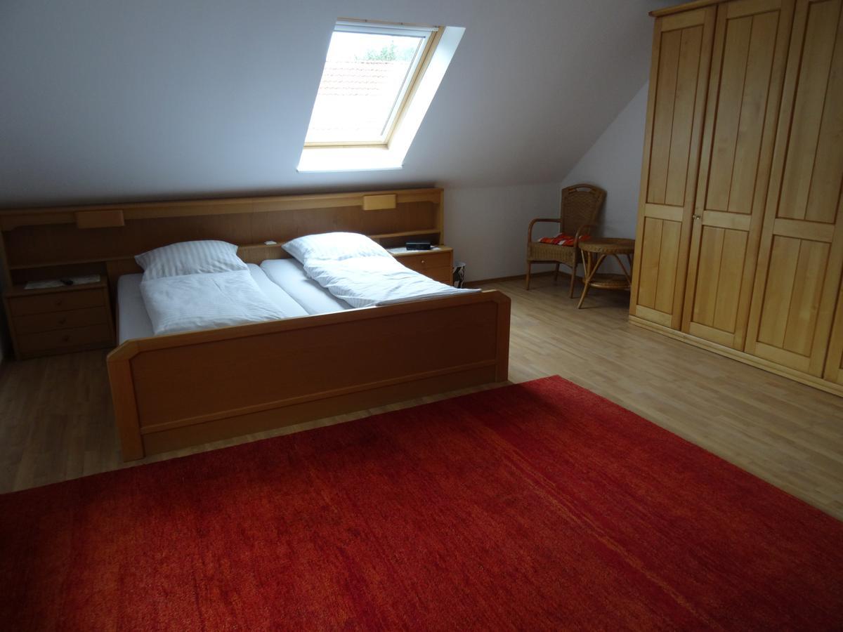 Ferienwohnung Bei Ute und Peter Westerstede Exterior foto
